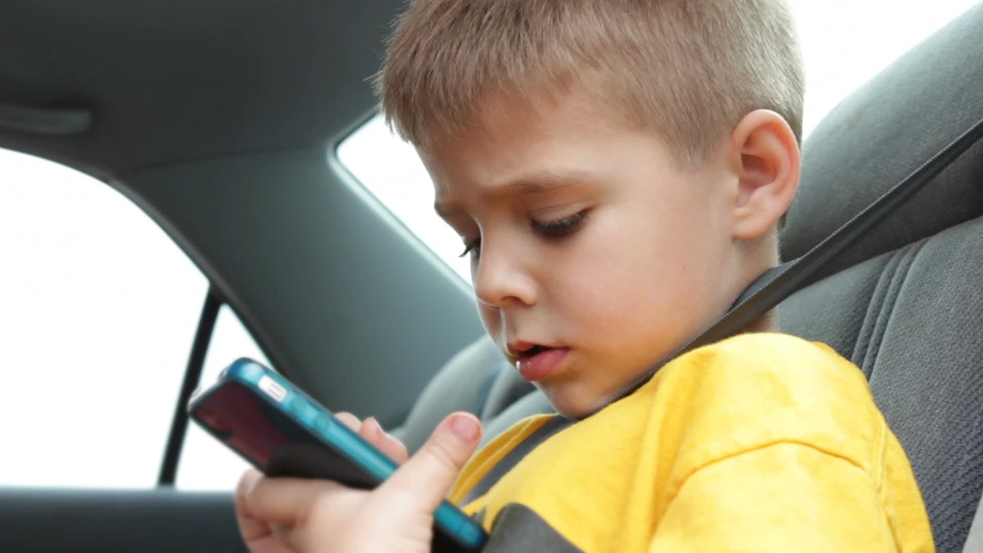 How Can I Monitor My Child’s Phone Without Them Knowing?