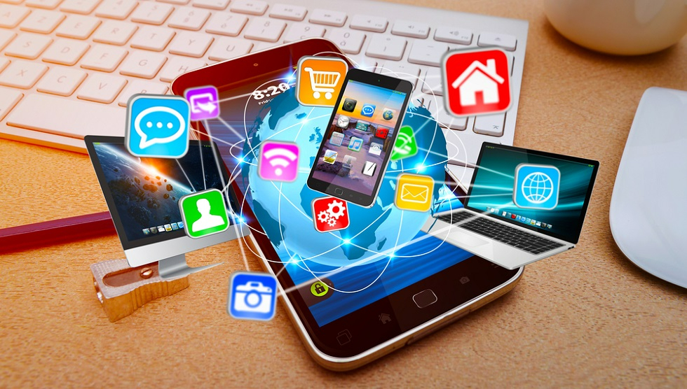 ¿Pueden las aplicaciones espía vigilar la actividad en las redes sociales?